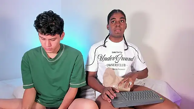 Snapshot of Mark_Nico chatting on 03/14/26, 11:48 Mark Nico online show from 03/14/26, 11:48