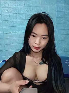 Snapshot of Lynk2x chatting on 04/05/26, 02:36 Lynk2x online show from 04/05/26, 02:36