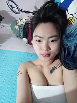 Snapshot of Lynk2x chatting on 04/06/26, 05:52 Lynk2x online show from 04/06/26, 05:52