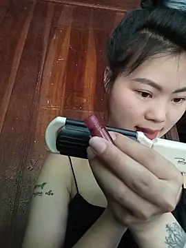 Snapshot of Lynk2x chatting on 04/08/26, 07:19 Lynk2x online show from 04/08/26, 07:19