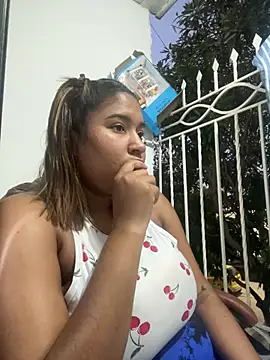 Snapshot of morena-2025 chatting on 06/28/26, 11:44 morena-2025 online show from 06/28/26, 11:44