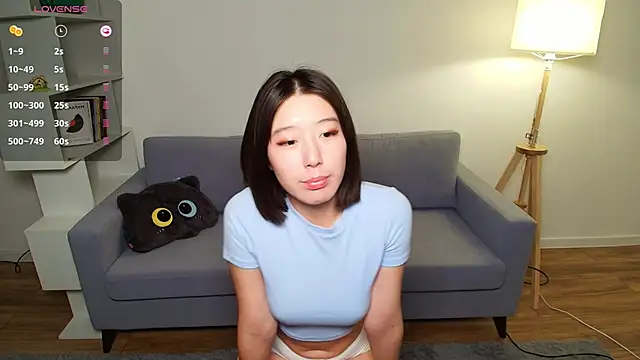 KokoMiu online show from 12/05/25, 02:47