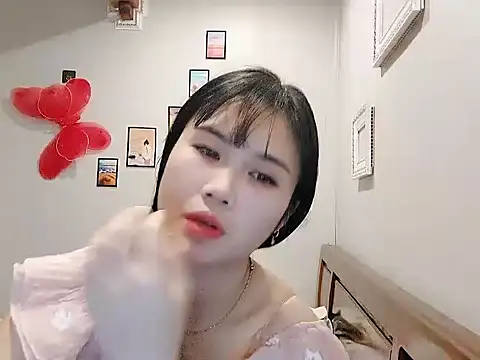 Snapshot of Kass8386 chatting on 11/16/25, 05:24 Kass8386 online show from 11/16/25, 05:24