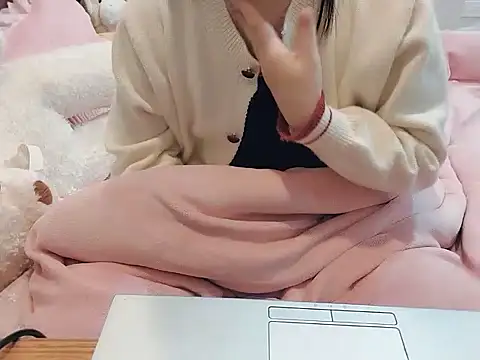 Snapshot of Kass8386 chatting on 12/14/25, 03:06 Kass8386 online show from 12/14/25, 03:06