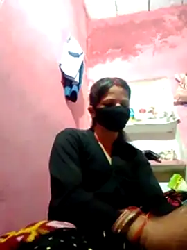 Bigg bhabi online show from 11/29/25, 10:57