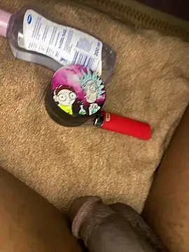 Snapshot of Sensational_grip chatting on 02/06/26, 08:45 Sensational grip online show from 02/06/26, 08:45