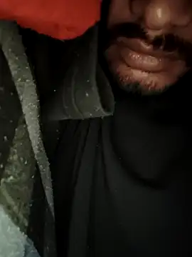 Ritik143jhil online show from 11/17/25, 12:05