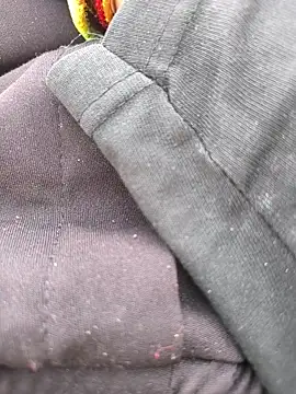 Ritik143jhil online show from 12/22/25, 10:23