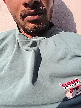 Ritik143jhil online show from 01/08/26, 09:44