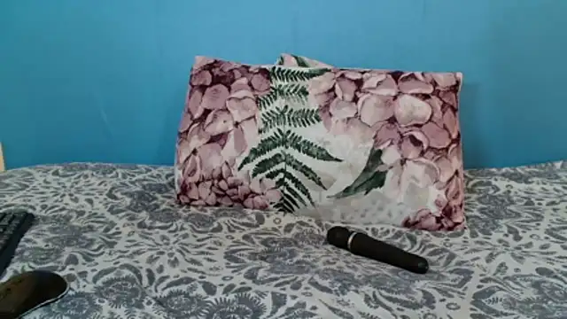 Snapshot of MissMoyo chatting on 02/02/26, 12:37 MissMoyo online show from 02/02/26, 12:37