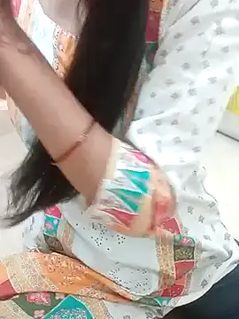 Snapshot of Asha_devi90 chatting on 04/18/26, 07:18 Asha devi90 online show from 04/18/26, 07:18