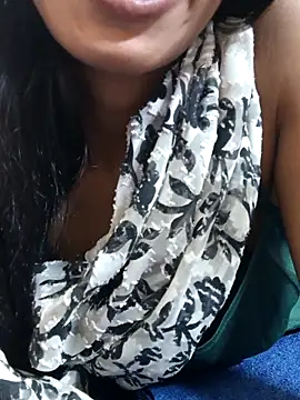 Snapshot of Asha_devi90 chatting on 04/21/26, 01:42 Asha devi90 online show from 04/21/26, 01:42