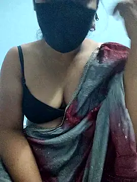 mahalaxmi teluguammai online show from 12/03/25, 10:24