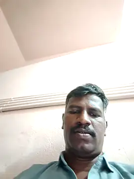 Snapshot of Paramkeerthi chatting on 11/14/25, 05:22 Paramkeerthi online show from 11/14/25, 05:22