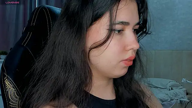 Snapshot of Diara_1an chatting on 04/17/26, 07:44 Diara 1an online show from 04/17/26, 07:44