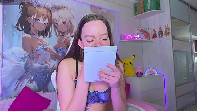 CheekySashaCharm online show from 05/03/26, 06:41