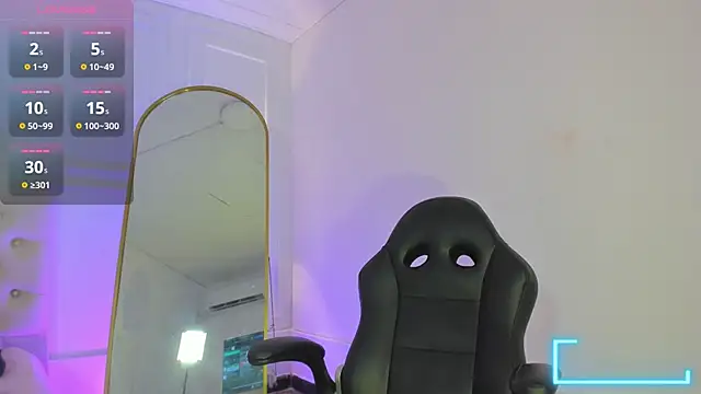 nicolvibes 212 online show from 04/15/26, 09:04