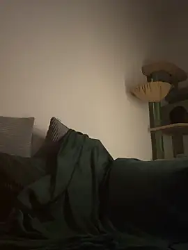 Snapshot of mysami420 chatting on 03/27/26, 06:40 mysami420 online show from 03/27/26, 06:40