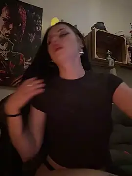 Snapshot of mysami420 chatting on 04/02/26, 06:49 mysami420 online show from 04/02/26, 06:49