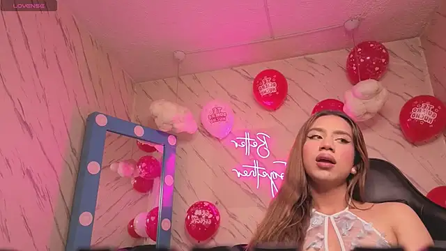 Evy Luxx v online show from 11/14/25, 04:44