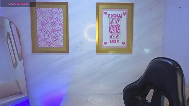 Evy Luxx v online show from 03/21/26, 03:33