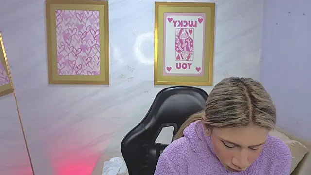 Evy Luxx v online show from 03/28/26, 03:39