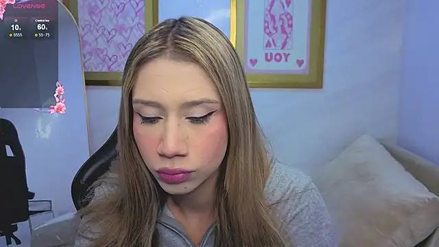 Evy Luxx v online show from 04/09/26, 03:39