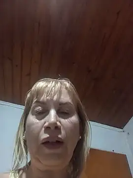 Snapshot of SexyMilf1211 chatting on 06/22/26, 11:29 SexyMilf1211 online show from 06/22/26, 11:29