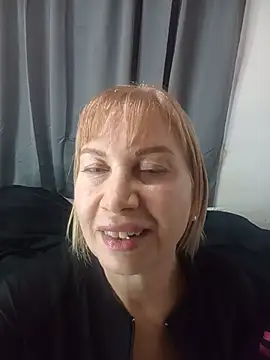 Snapshot of SexyMilf1211 chatting on 06/23/26, 02:04 SexyMilf1211 online show from 06/23/26, 02:04