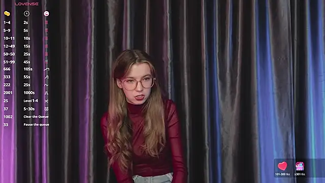 RochelCozzi online show from 01/08/26, 04:09