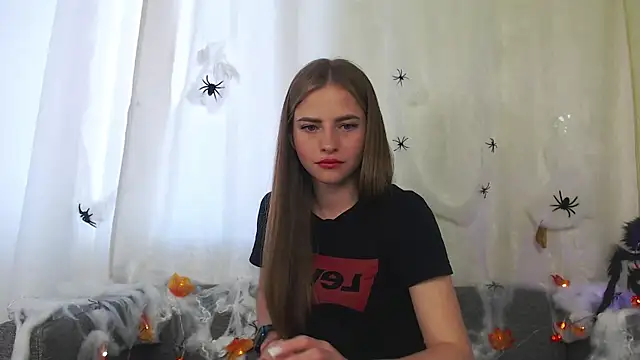 Sansa Dream online show from 10/16/25, 08:15