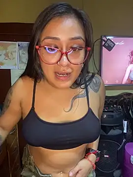 Felinamiau online show from 02/15/26, 04:31