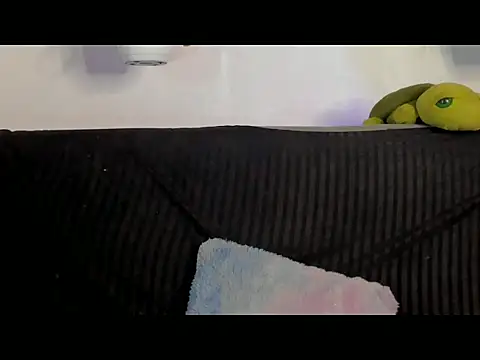 aprille15 online show from 02/25/26, 08:07