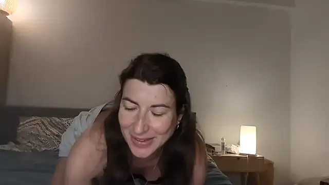 Snapshot of Jo_LieLive chatting on 06/01/26, 07:15 Jo LieLive online show from 06/01/26, 07:15