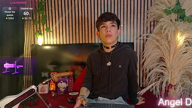 Angeldust19 online show from 03/15/26, 03:12