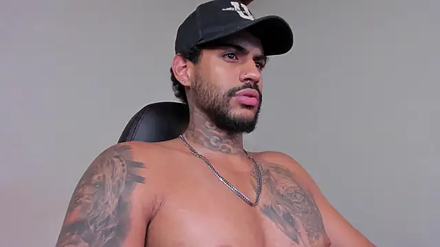 LuigiVitale 1 online show from 01/14/26, 02:28