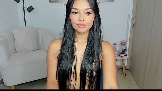 Snapshot of haileyflorez_ chatting on 03/01/26, 08:33 haileyflorez online show from 03/01/26, 08:33