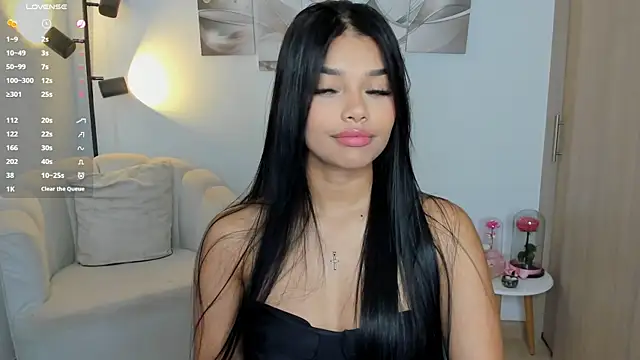 Snapshot of haileyflorez_ chatting on 04/29/26, 05:30 haileyflorez online show from 04/29/26, 05:30