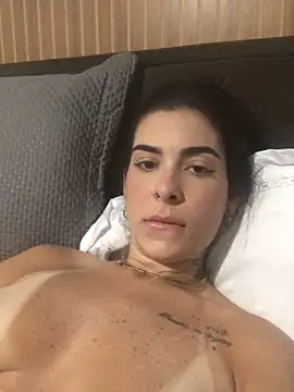 Snapshot of fer-nanda chatting on 01/17/26, 11:30 fer-nanda online show from 01/17/26, 11:30