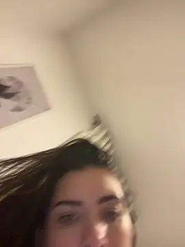 Snapshot of fer-nanda chatting on 02/11/26, 04:28 fer-nanda online show from 02/11/26, 04:28