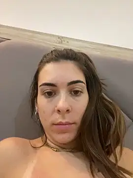 Snapshot of fer-nanda chatting on 02/22/26, 06:39 fer-nanda online show from 02/22/26, 06:39