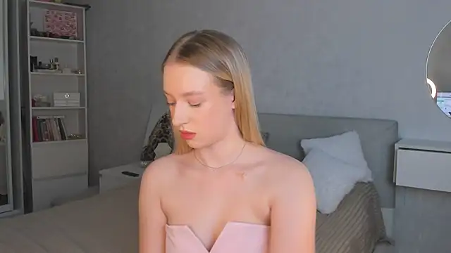 Snapshot of elldiana chatting on 03/03/26, 05:24 elldiana online show from 03/03/26, 05:24