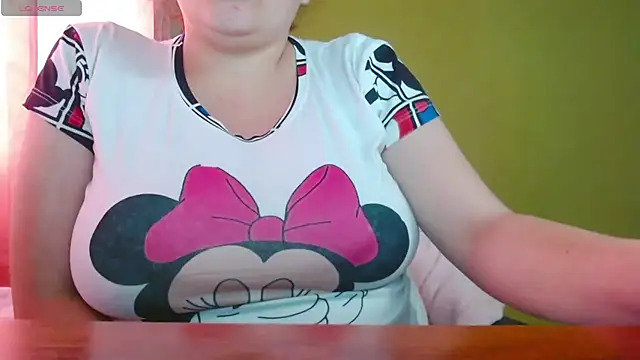 Snapshot of Rouse_hot_ chatting on 07/04/26, 11:49 Rouse hot online show from 07/04/26, 11:49
