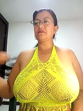 Snapshot of CelesteAlvarez1989 chatting on 05/10/26, 03:01 CelesteAlvarez1989 online show from 05/10/26, 03:01