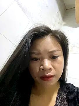 sara-xx online show from 11/15/25, 01:58