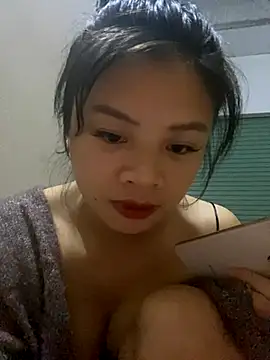 sara-xx online show from 12/04/25, 03:21