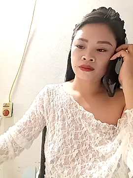 sara-xx online show from 04/13/26, 02:39