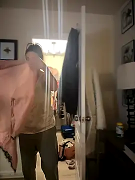 Snapshot of Ayybaebay chatting on 11/20/25, 06:02 Ayybaebay online show from 11/20/25, 06:02