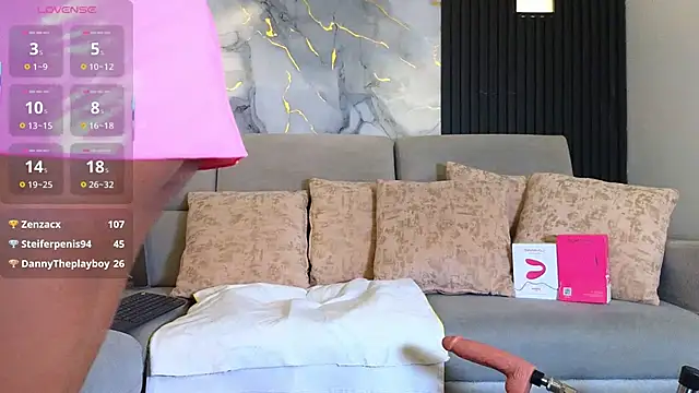 zendayavg online show from 11/21/25, 11:42