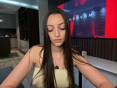 BelleRune online show from 02/15/25, 10:21